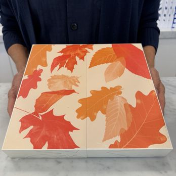 andSons Chocolates - Fall box - Chocolatiers & Shops Near Me - Beverly Hills, California andSons Chocolates - Fall box - Chocolatiers & Shops Near Me - Beverly Hills, California