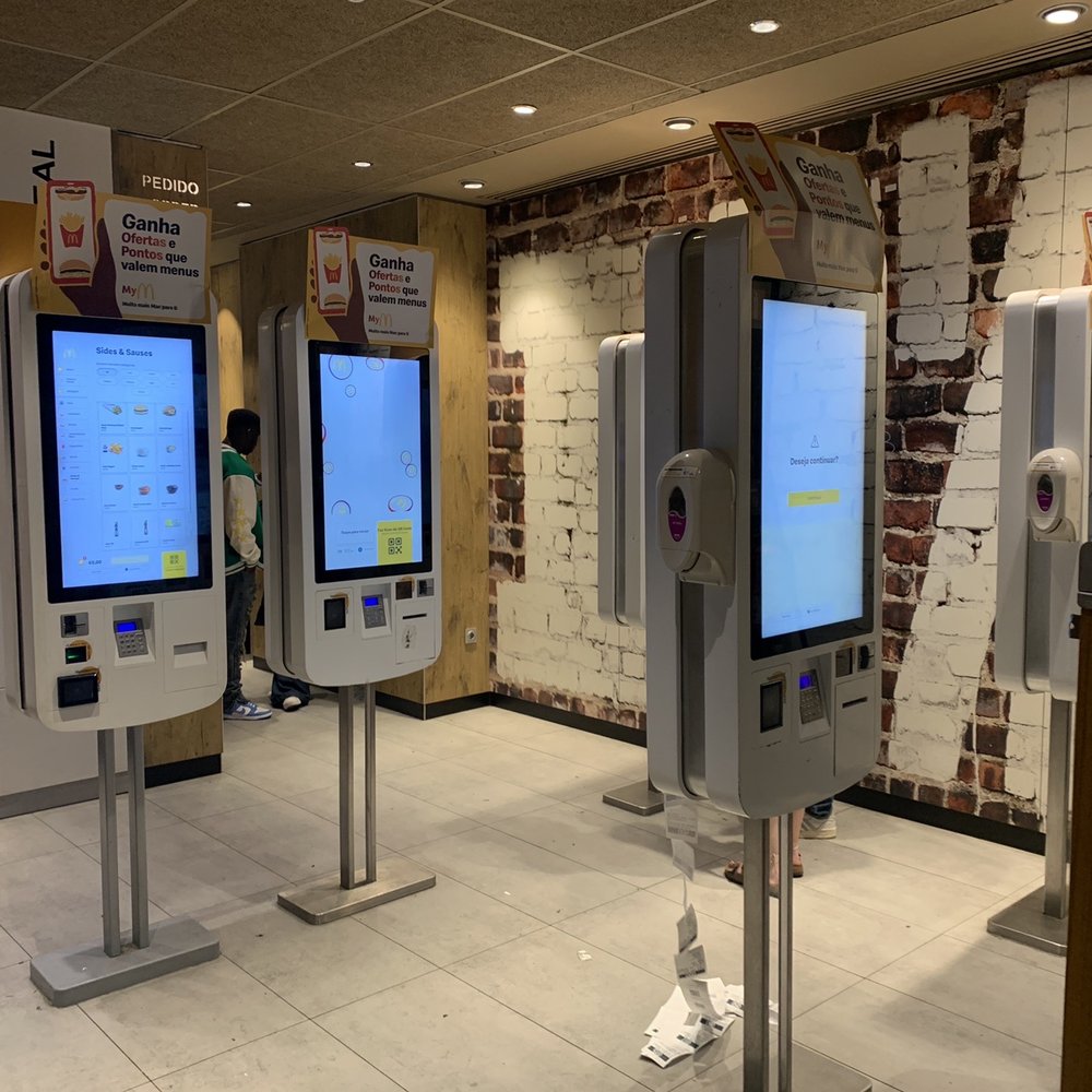 McDonald's - Kiosk - Menu, order, pay - Burgers Near Me - Lisbon, 11