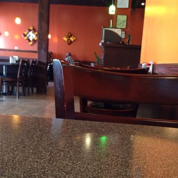 Ginger Thai - Nice clean dining room. - Thai Near Me - Nashville, Tennessee