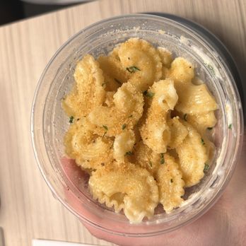 Dish Society - Truffle Mac & Cheese - New American Near Me - Houston, Texas