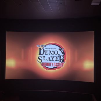 Regal Edwards Market Place - YAYY - Cinema Near Me - Irvine, California