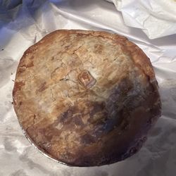 Wolfies of Hove - Lamb and rosemary pie...fantastic