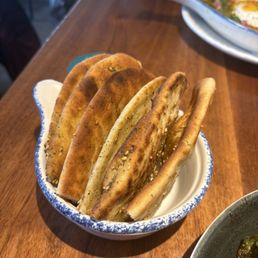 Zaatar Naan Zaatar Naan