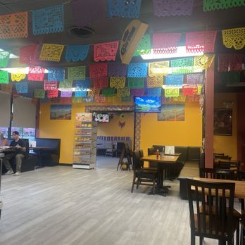 Plaza Azteca - The inside - Mexican Near Me - Glen Allen, Virginia Plaza Azteca - The inside - Mexican Near Me - Glen Allen, Virginia