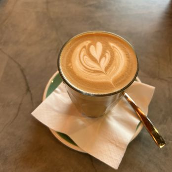 Bennie's Cafe Bistro - Caffe latte - Cafes Near Me - Sydney, NSW Bennie's Cafe Bistro - Caffe latte - Cafes Near Me - Sydney, NSW