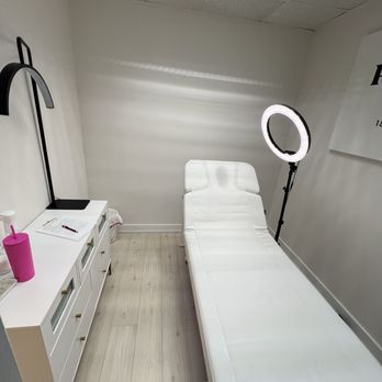 Skinova Medspa - Skin Care Near Me - New York, New York Skinova Medspa - Skin Care Near Me - New York, New York
