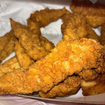 Slim Chickens - Chicken Shop Near Me - Albuquerque, New Mexico
