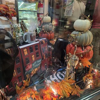 Modern Pastry Shop - Cute fall decor - Bakeries Near Me - Boston, Massachusetts