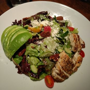Cactus Club Cafe - Rocket salad with chicken - Canadian (New) Near Me - Edmonton, Alberta