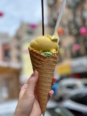 The Original Chinatown Ice Cream Factory by null