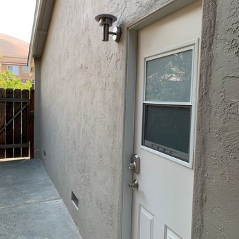 Tran1 Painting - Very detailed in covering the doors prior to painting. - Painters Near Me Tran1 Painting - Very detailed in covering the doors prior to painting. - Painters Near Me