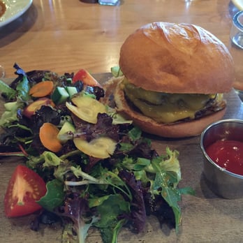 Beckett's Table - Flattop Seared Cheese Burger - New American Near Me - Phoenix, Arizona