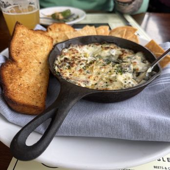 The Roost - Chicken and artichoke dip - Bars Near Me - Longmont, Colorado