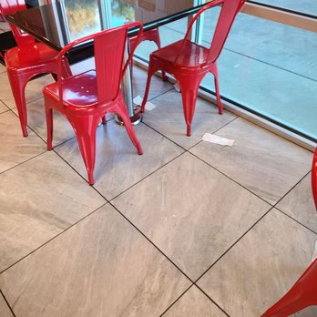 Angry Chickz - Indoor seating - Southern Near Me - Citrus Heights, California