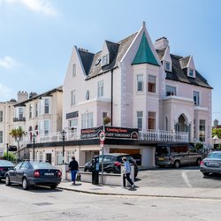 Strand Hotel