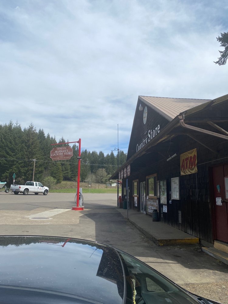 BLODGETT COUNTRY STORE Updated August 2024 21412 Highway 20