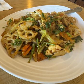 Fusion Fare Restaurant - Lotus Root Veggies Stir Fry (vegan) - Szechuan Near Me - Santa Cruz, California