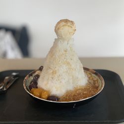 Meet Fresh - Q Mochi Milk Shaved Ice / ig: @joyyeats