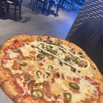 Mellow Mushroom Lakeland - Pizza Near Me - Lakeland, Florida