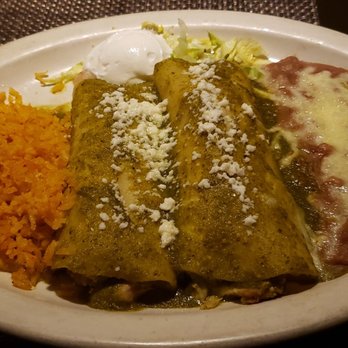 Elvira's Mexican Grill - Chicken Enchiladas Suiza style wish they had a little more sauce would of been perfect, they are huge - Mexican Near Me - Upland, California