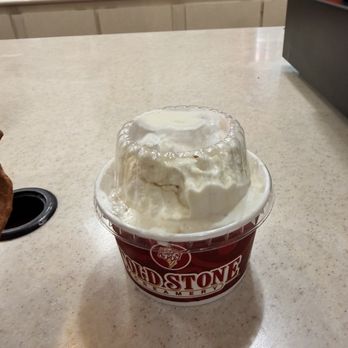 Cold Stone Creamery - JELL-O® Banana Cream Pudding Ice Cream - Ice Cream & Frozen Yogurt Near Me - North Hills, California Cold Stone Creamery - JELL-O® Banana Cream Pudding Ice Cream - Ice Cream & Frozen Yogurt Near Me - North Hills, California