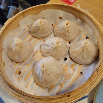 Zen Dumpling - Pork xiao long bao - Soup Near Me - Orlando, Florida Zen Dumpling - Pork xiao long bao - Soup Near Me - Orlando, Florida