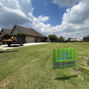 CoastCut Landscaping - Lawn maintenance - Landscaping Near Me CoastCut Landscaping - Lawn maintenance - Landscaping Near Me