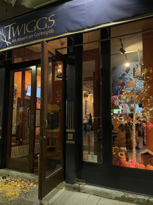 Twiggs American Gastropub by null