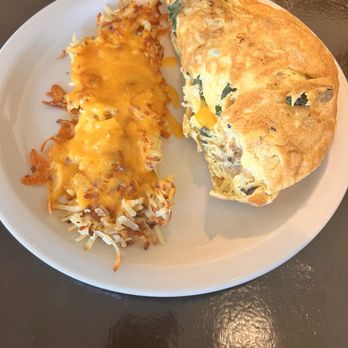 Brunch Daytona - Veggie omelet with cheese hash browns - Breakfast & Brunch Near Me - Daytona Beach, Florida Brunch Daytona - Veggie omelet with cheese hash browns - Breakfast & Brunch Near Me - Daytona Beach, Florida