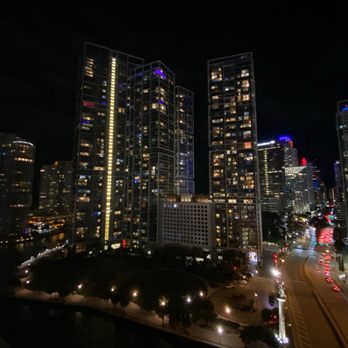 Area 31 - Seafood Near Me - Miami, Florida