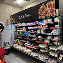 7-Eleven - Quick eats