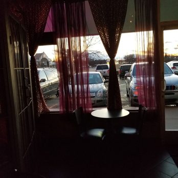 Lux Chateau Hookah Lounge - Hookah Bars Near Me - Lombard, Illinois