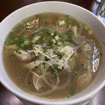 Sunset Phở Caffe - Chicken pho - excellent - Lounges Near Me - Chicago, Illinois