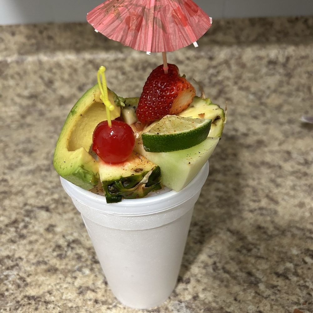 Frankie's Daiquiri - Amareto Soure - Cocktail Bars Near Me - Lafayette, Louisiana