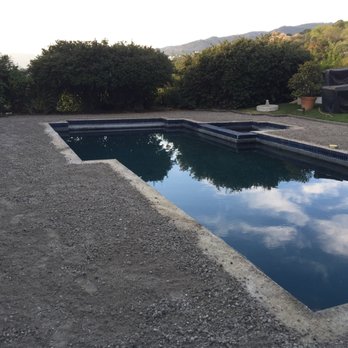 System Pavers - Day 4 saw the initial base layer applied througout - Masonry/Concrete Near Me - Newbury Park, California System Pavers - Day 4 saw the initial base layer applied througout - Masonry/Concrete Near Me - Newbury Park, California