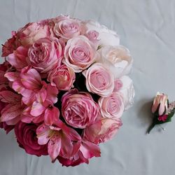 Decorative Touch - Brides Ombre Cluster bouquet and matching Grooms boutonniere