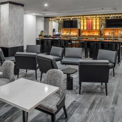 Runway Grill - Bar and lounge area