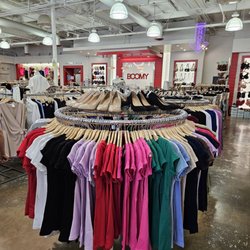 Fashion Boomy - Inside the store