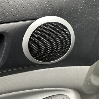 AM Airport Parking - Speaker on door wet by rain - Parking Near Me - Santa Clara, California