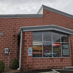 Stew's Tire Center - Always prompt, courteous, reasonably priced tires and service.