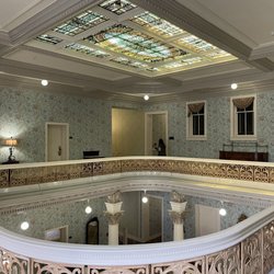 Menger Hotel - Amazing ceiling!