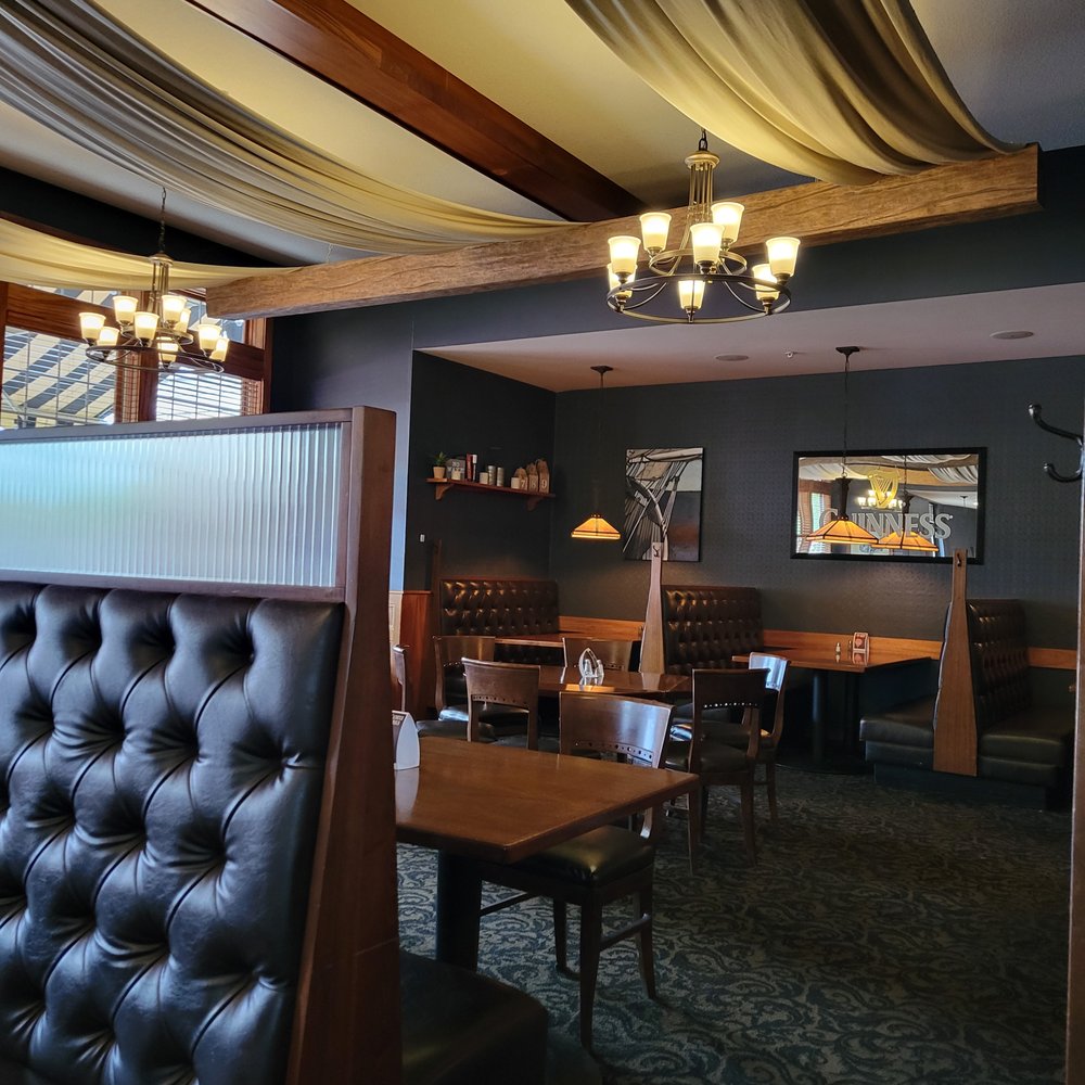 Manitou Bar & Kitchen - Diner - Venues & Event Spaces Near Me - White Bear Lake, Minnesota Manitou Bar & Kitchen - Diner - Venues & Event Spaces Near Me - White Bear Lake, Minnesota