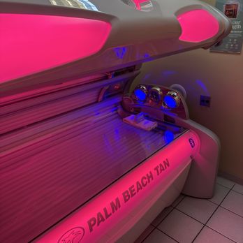 Palm Beach Tan - This is the bed I used! Super clean, well maintained, and very comfortable! - Skin Care Near Me - Henderson, Nevada Palm Beach Tan - This is the bed I used! Super clean, well maintained, and very comfortable! - Skin Care Near Me - Henderson, Nevada
