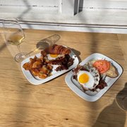 Photo of Solaro - New York, NY, United States. À cheval shmackwich