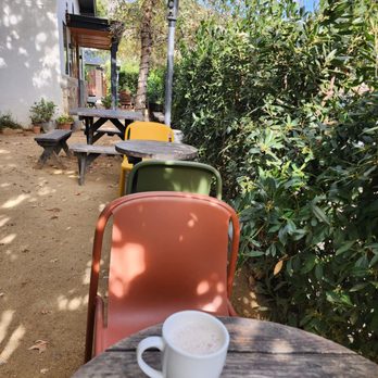 Hip Vegan - Chai tea on patio - Vegan Near Me - Ojai, California Hip Vegan - Chai tea on patio - Vegan Near Me - Ojai, California