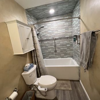 CM Kitchen and Baths - Shower tile came out amazing. We broke up the field with a band in the middle. - General Contractors Near Me CM Kitchen and Baths - Shower tile came out amazing. We broke up the field with a band in the middle. - General Contractors Near Me
