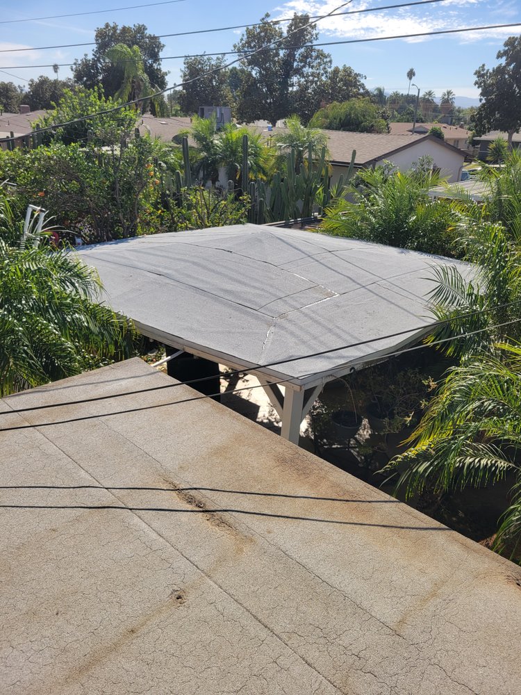 Slide of Gil'S Roofing