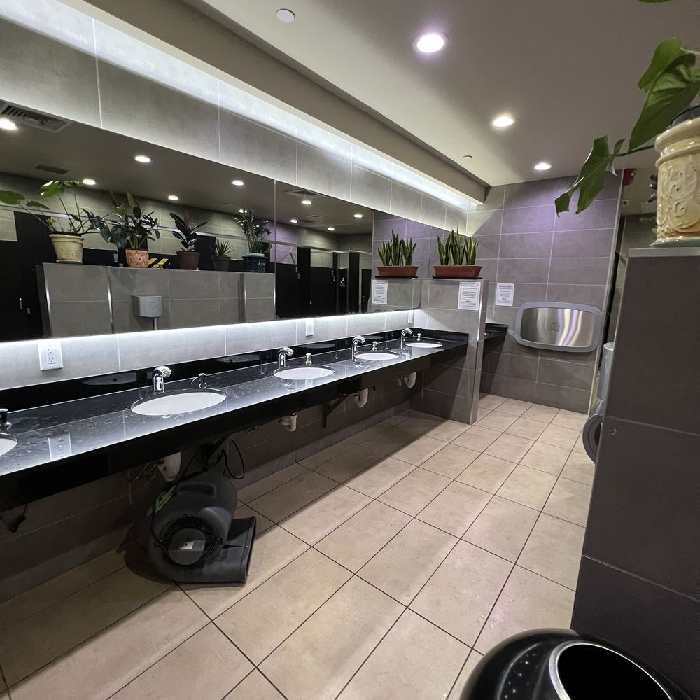 Mitsuwa Marketplace - Clean bathroom! - Japanese Near Me - Edgewater, New Jersey Mitsuwa Marketplace - Clean bathroom! - Japanese Near Me - Edgewater, New Jersey