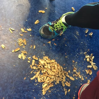 Smackin Mack's - I hope you like peanuts! - Southern Near Me - Alexandria, Louisiana