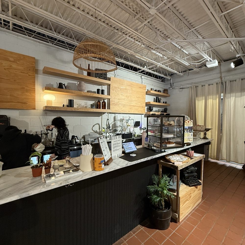 Black Phin - Coffee & Tea Near Me - Winter Park, Florida Black Phin - Coffee & Tea Near Me - Winter Park, Florida
